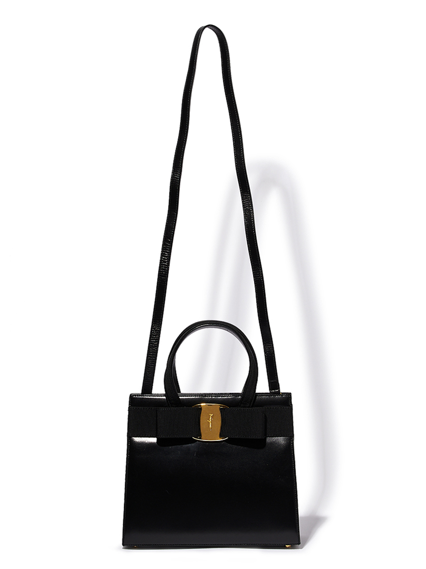 Salvatore Ferragamo ヴァラカーフ2wayショルダー(ヴィンテージバッグ 