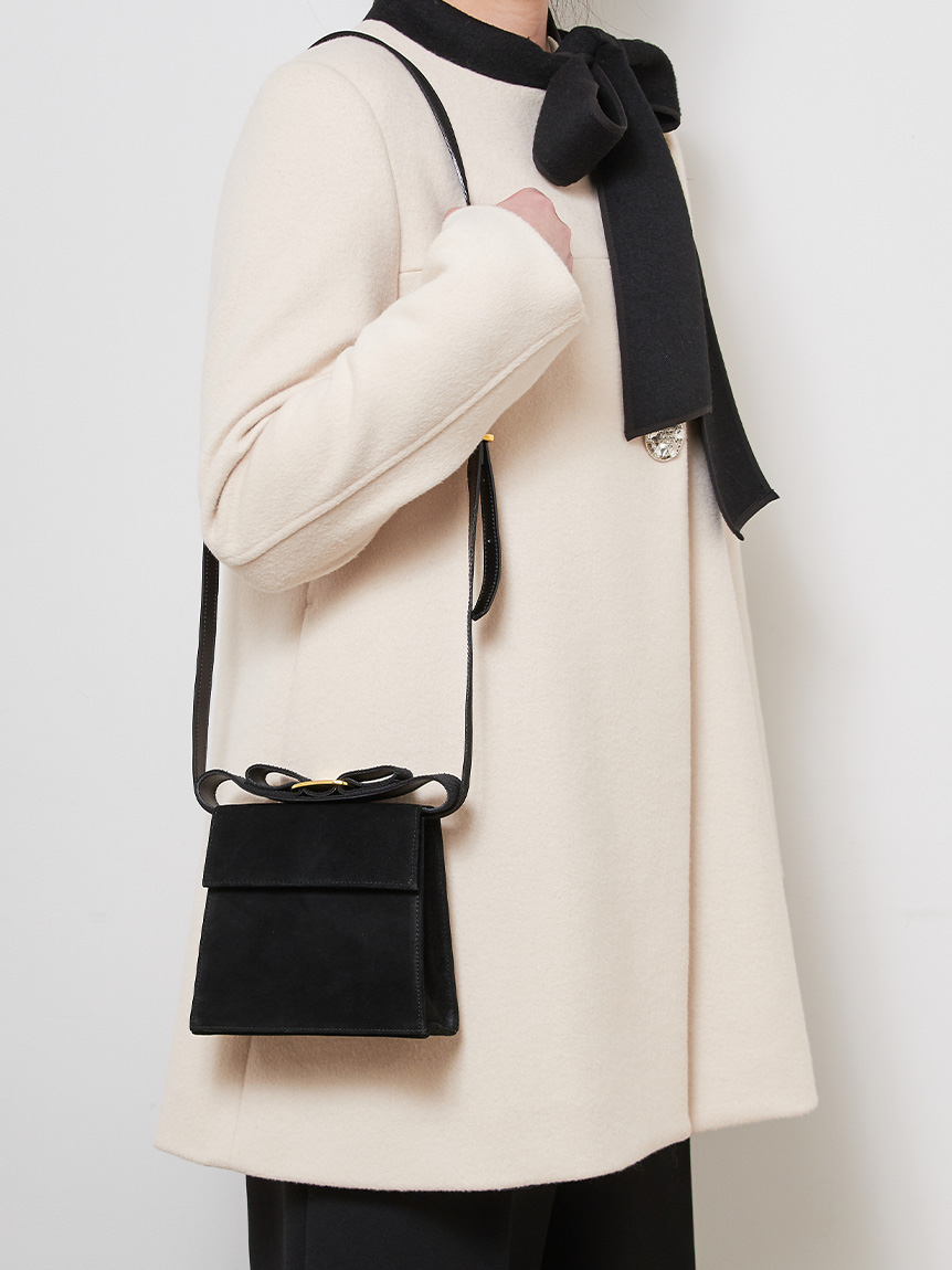 Salvatore Ferragamo ヴァラスエード2wayショルダー(ヴィンテージ