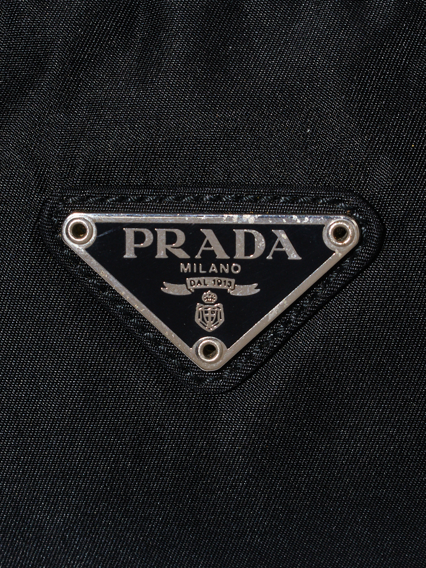 PRADA ロゴナイロンショルダー(ヴィンテージバッグ)｜ヴィンテージ商品
