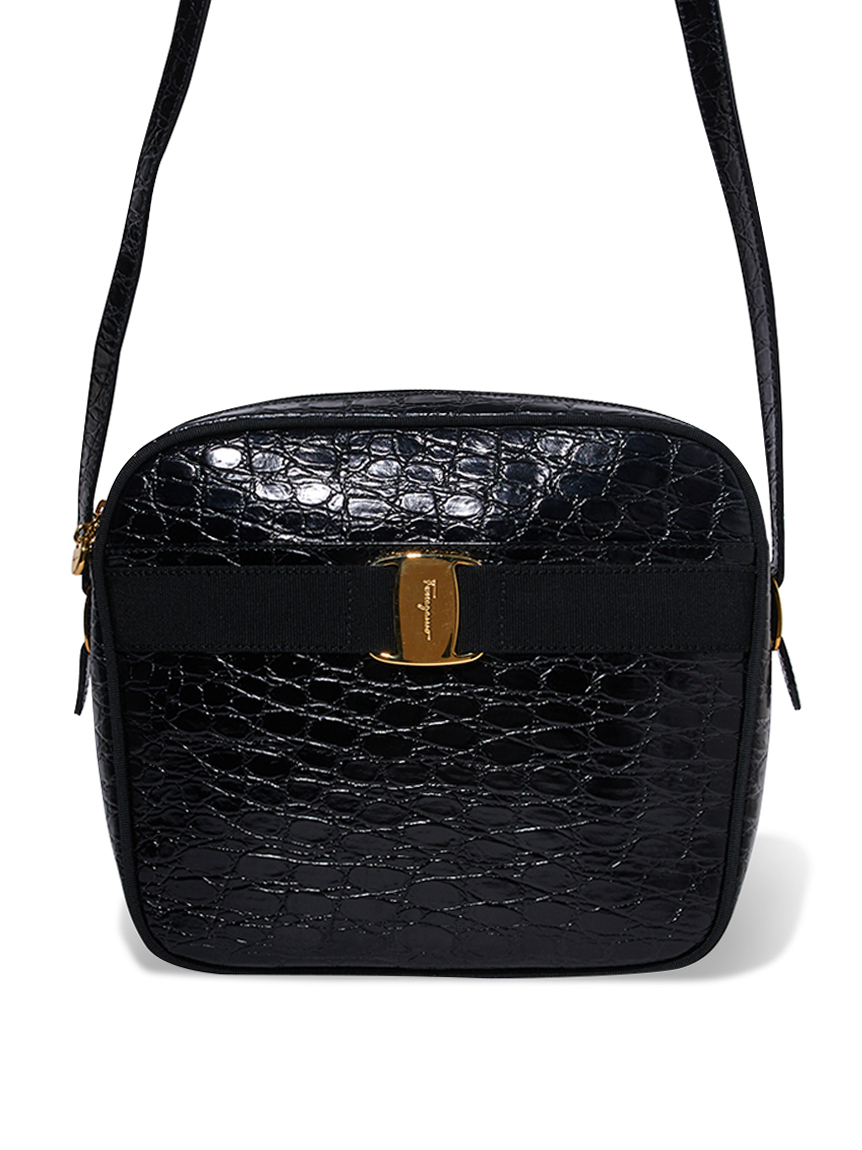 Salvatore Ferragamo ヴァラ型押クロコショルダー(ヴィンテージバッグ