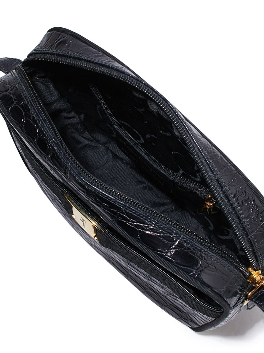 Salvatore Ferragamo ヴァラ型押クロコショルダー(ヴィンテージバッグ