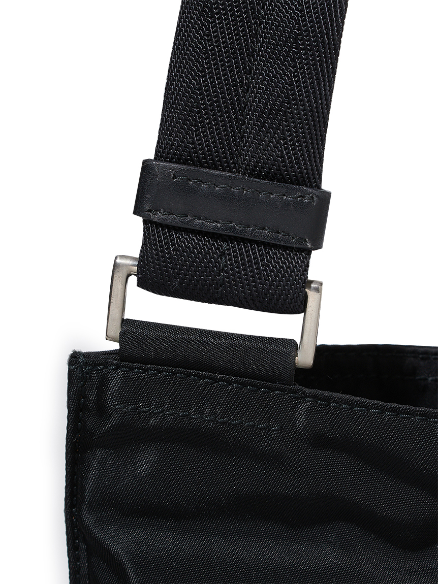 PRADA ロゴナイロンショルダー(ヴィンテージバッグ)｜ヴィンテージ商品