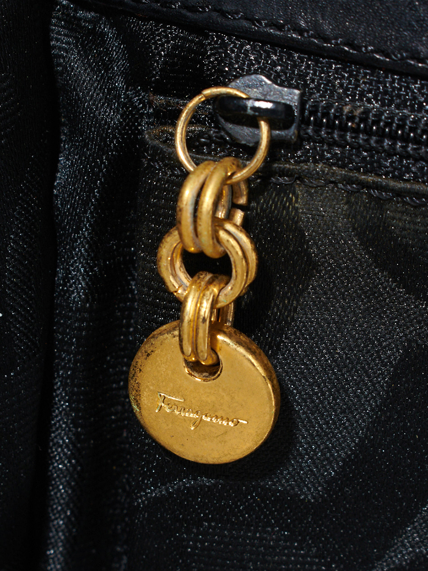 Salvatore Ferragamo ヴァラカーフハンドバッグ(ヴィンテージバッグ