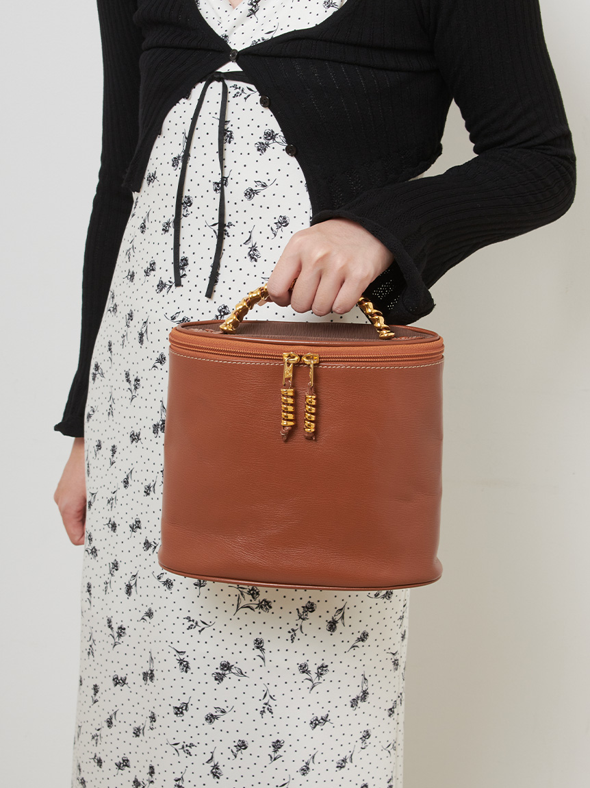 LOEWEベラスケスオーヴァルバニティバッグ(ヴィンテージ商品（VINTAGE