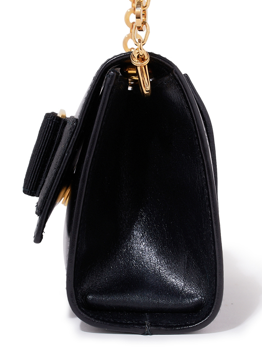 Salvatore Ferragamoヴァラカーフチェーンショルダー(ヴィンテージ商品