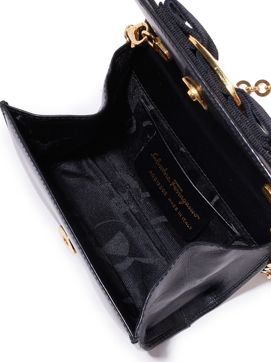 Salvatore Ferragamoヴァラカーフチェーンショルダー(ヴィンテージ商品