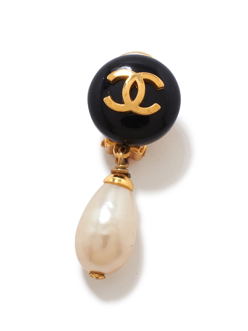 CHANEL ココマークフェイクパールチャームイヤリング(ヴィンテージアクセサリー)｜ヴィンテージ商品（VINTAGE ITEM）｜LILY  BROWN（リリーブラウン）の通販サイト【公式】