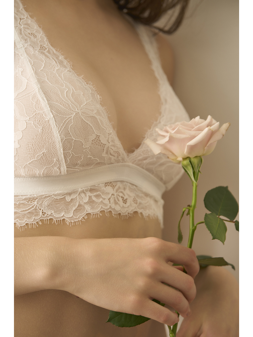 LILY BROWN Lingerie】クラシカルアイラッシュレース ノン