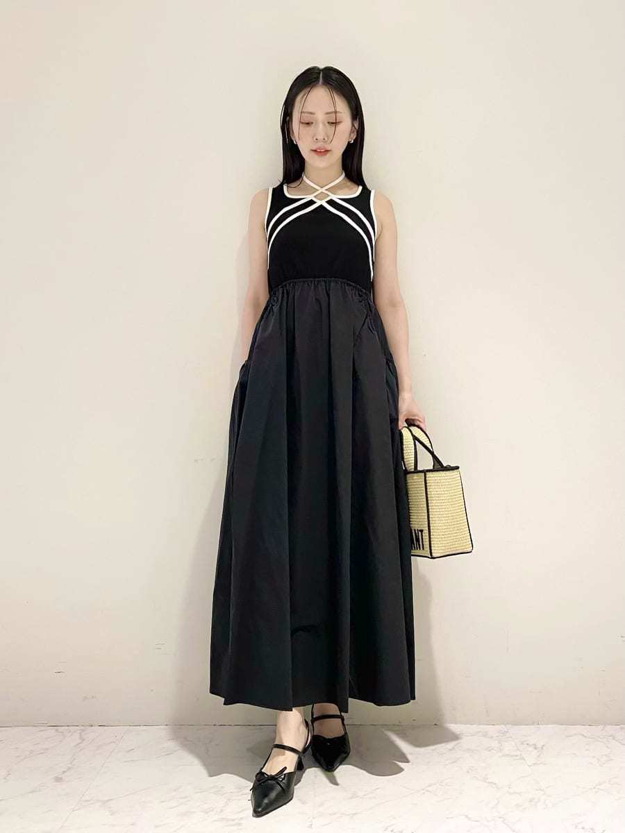 Lily Brownワンピース(定価¥19,910)タグ付き クロスデザインドッキングワンピース(マキシ・ロングワンピース