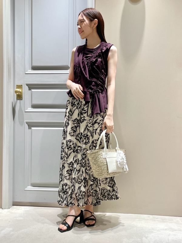 Lily Brown - 新品未使用タグ付き LILY BROWN アシメフリルカットトップス BLU アシメフリルカットトップス(Tシャツ・カットソー)｜トップス