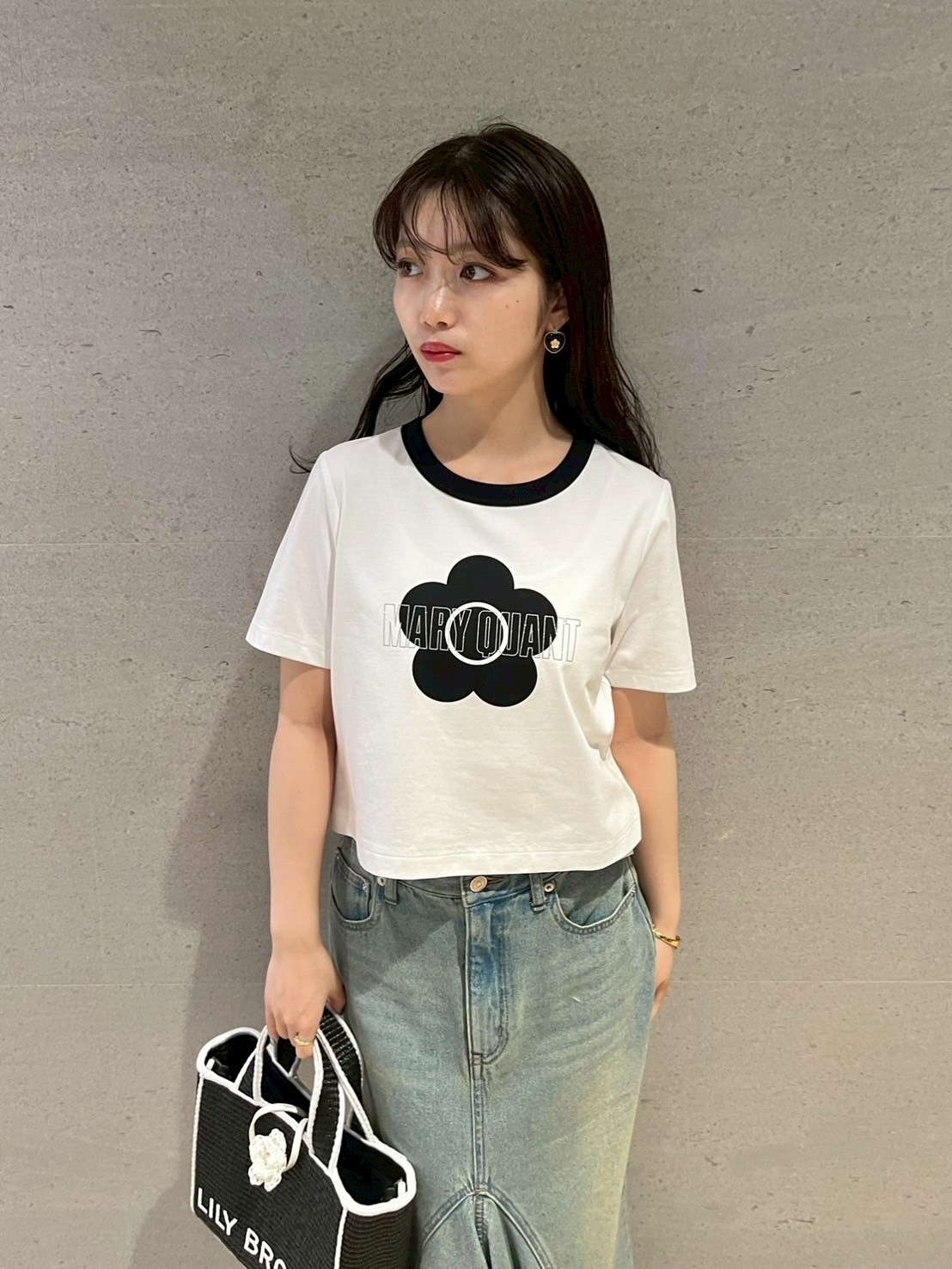 MARY QUANT ピンクグリッター ロゴ Tシャツ (ブラック) マリークワント MARY QUANT ピンクグリッターロゴ Tシャツ