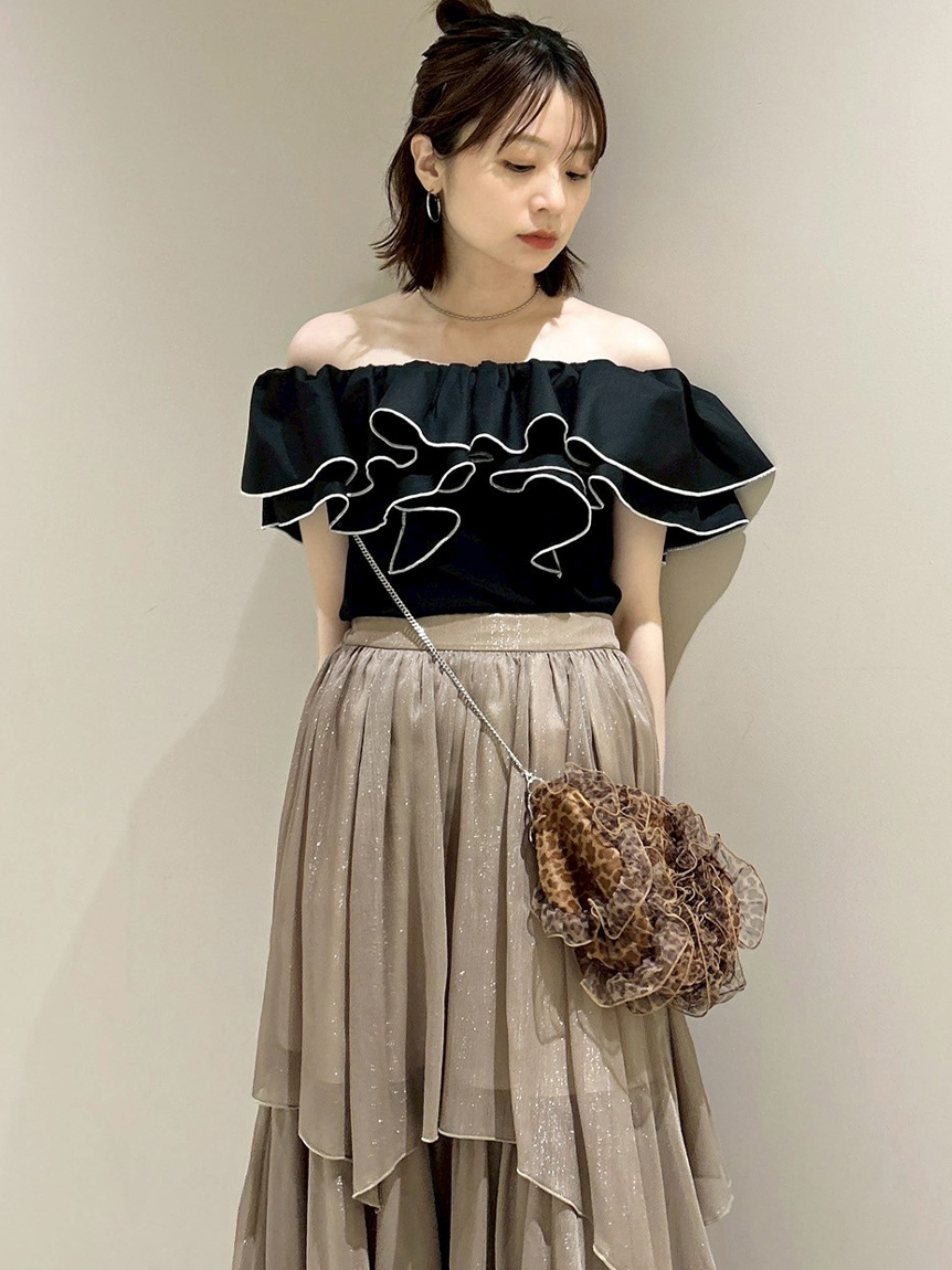 LILY BROWN ベージュ ドット柄 フリル チューブトップ 完売商品 LILY BROWN ベージュ ドット柄 フリル チューブトップ 完売商品