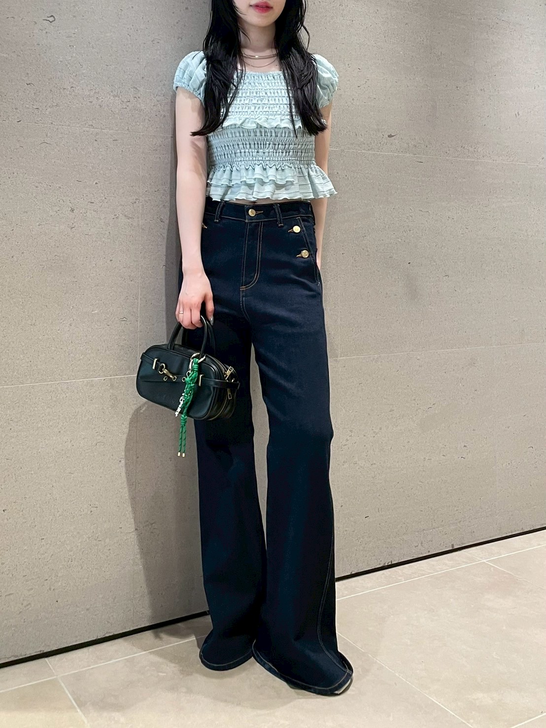 トップス Lilly シャーリングフリルトップス(Tシャツ・カットソー)｜トップス