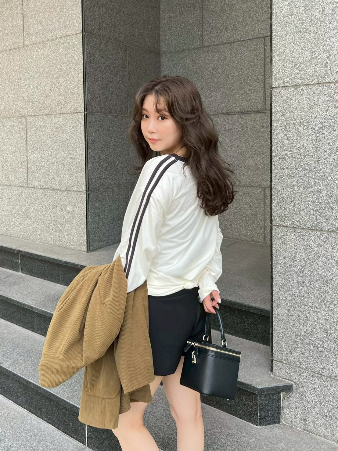 LILY BROWN ×ANNA SUI】サイドラインロンT(Tシャツ・カットソー  