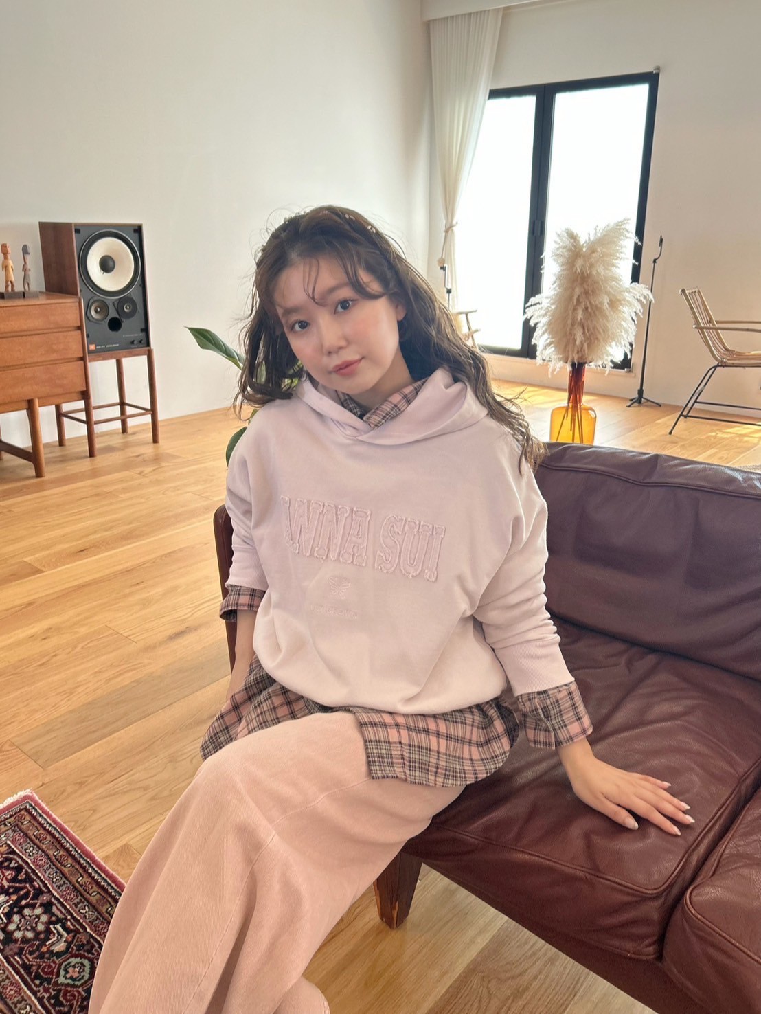 完売色♥️新作新品✨ 【LILY BROWN ×ANNA SUI】ロゴフーディー LILY BROWN × ANNA SUI] Logo hoodie