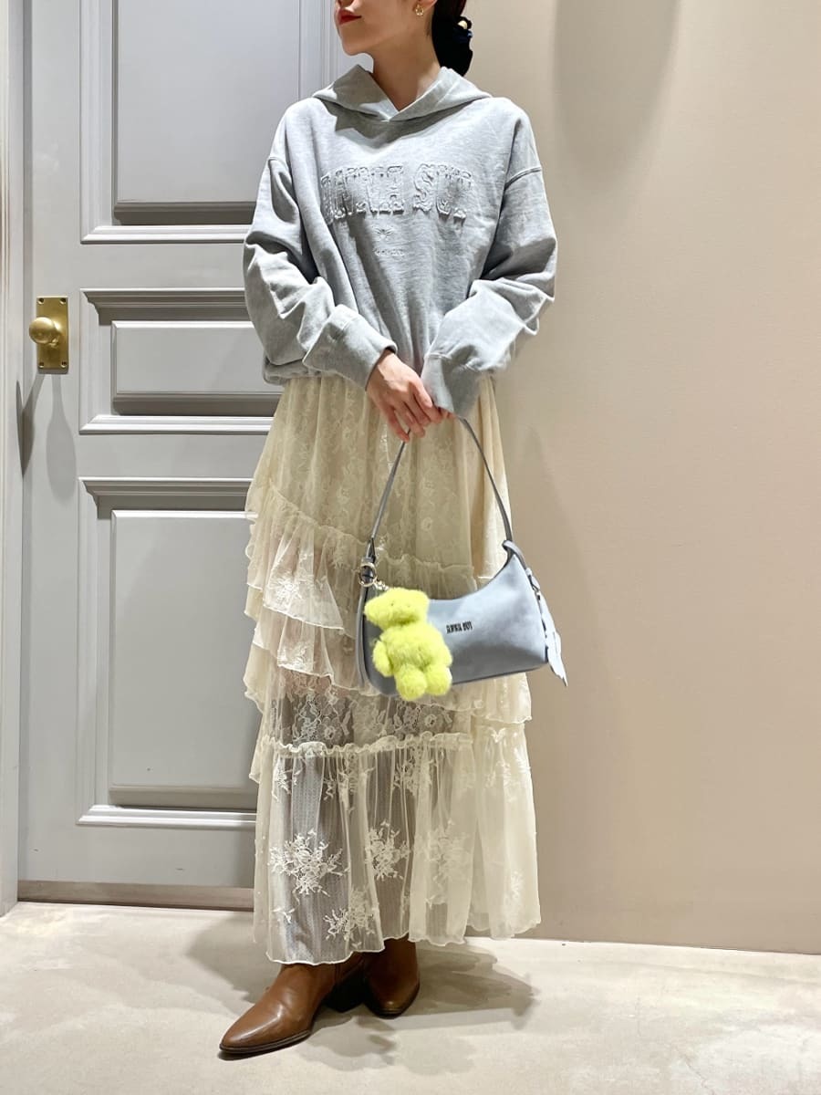 完売色♥️新作新品✨ 【LILY BROWN ×ANNA SUI】ロゴフーディー LILY BROWN ×ANNA SUI】ロゴフーディー(スウェット・トレーナー