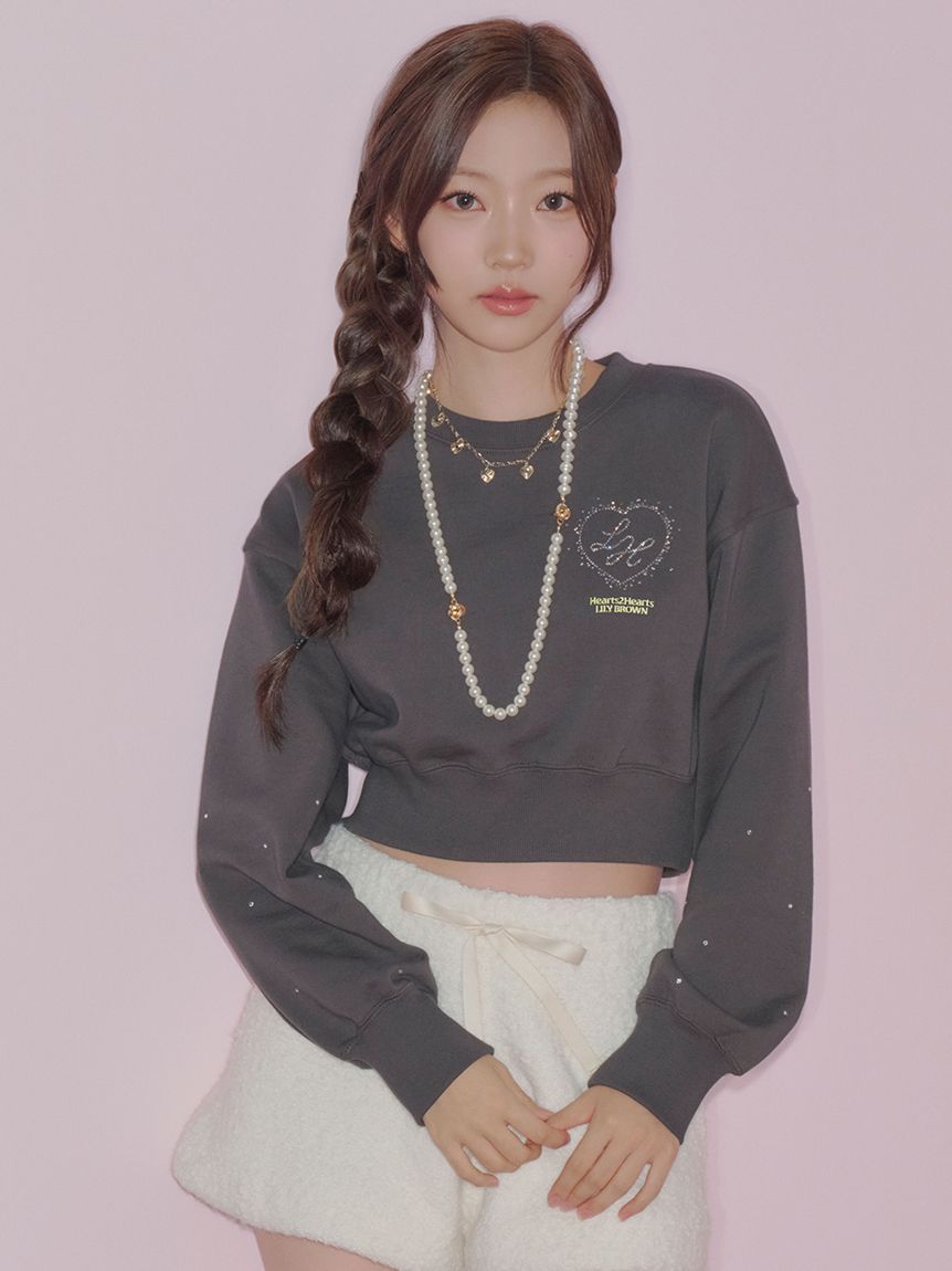 LILY BROWN×Hearts2Hearts】コラボレーションビジューロゴスウェット