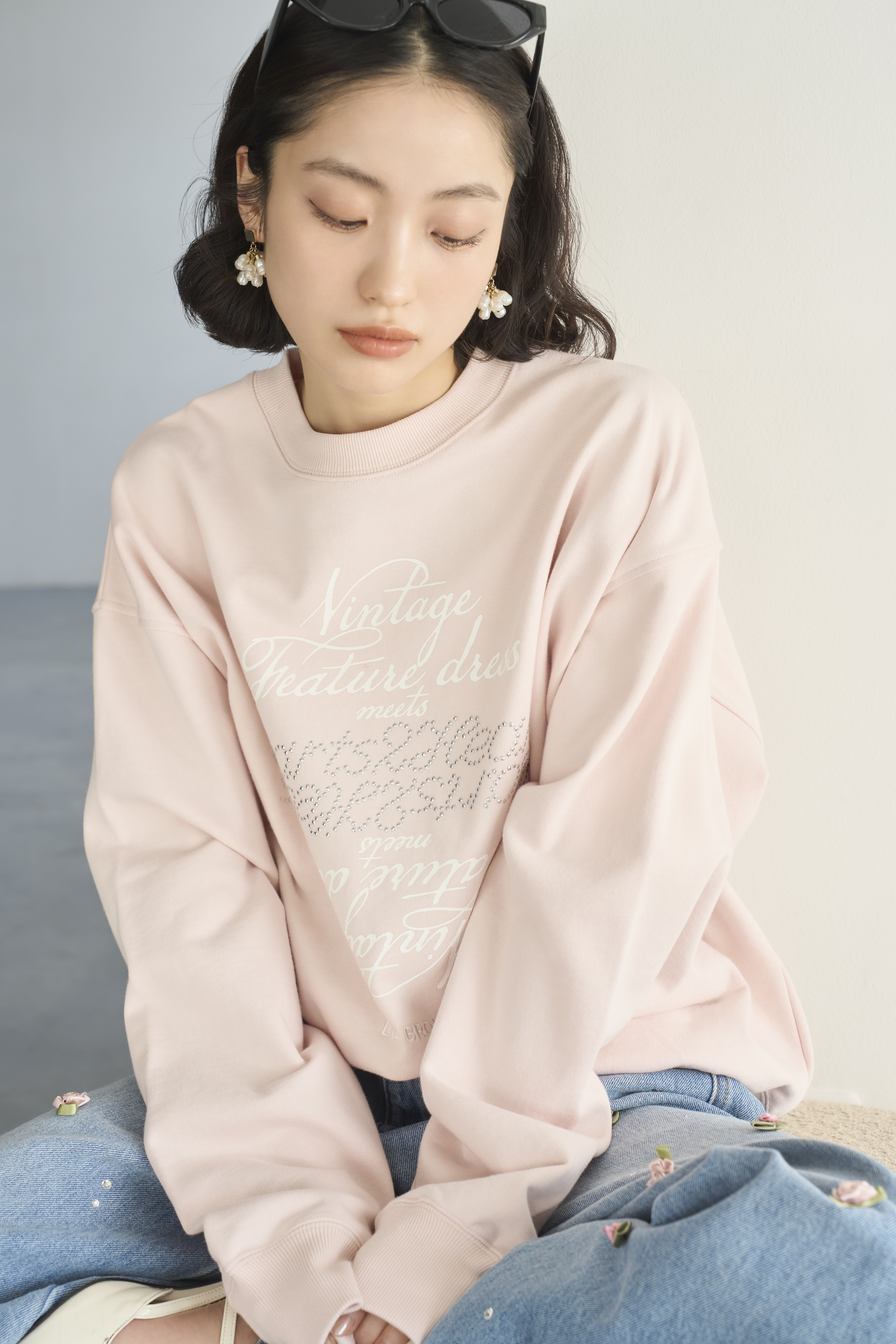 LILY BROWN×Hearts2Hearts】コラボレーションビジューロゴスウェット