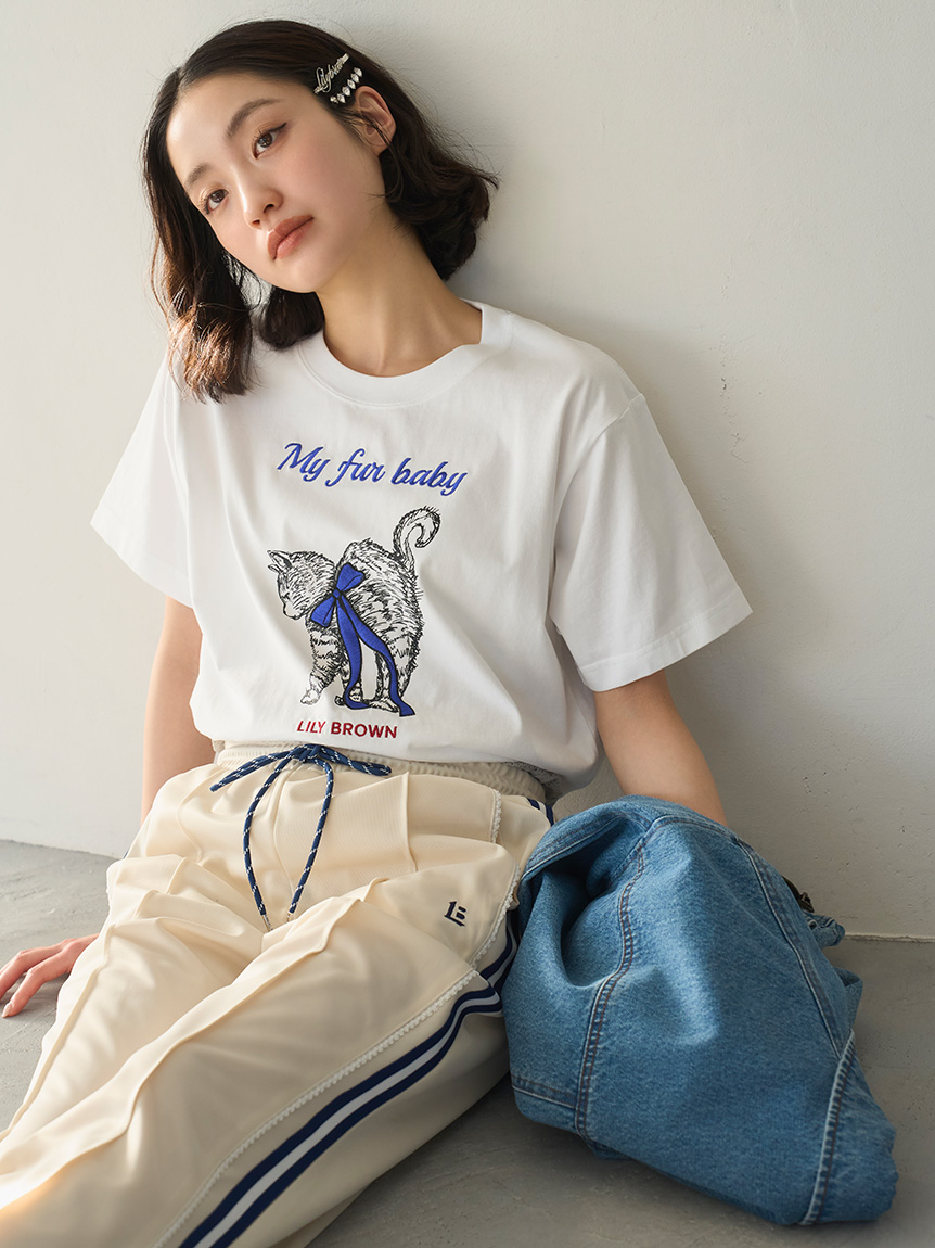 オフィシャル・MASHアプリ限定】リボン刺繍キャットTシャツ(Tシャツ