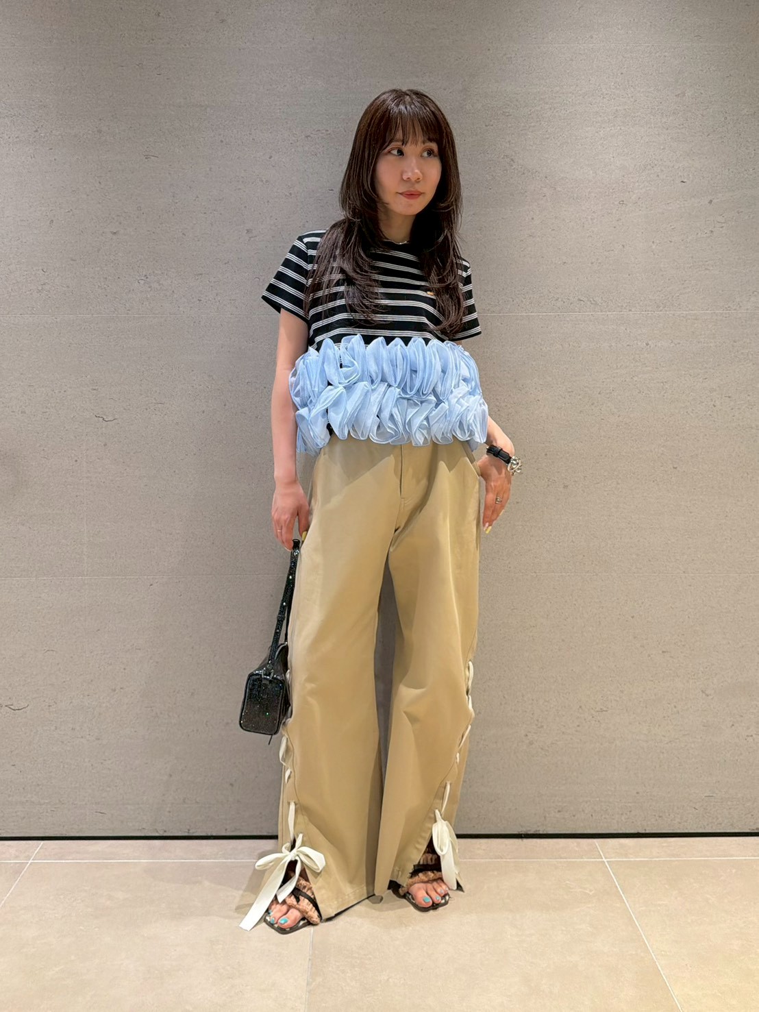 ボリュームフリルカットトップス(Tシャツ・カットソー)｜トップス