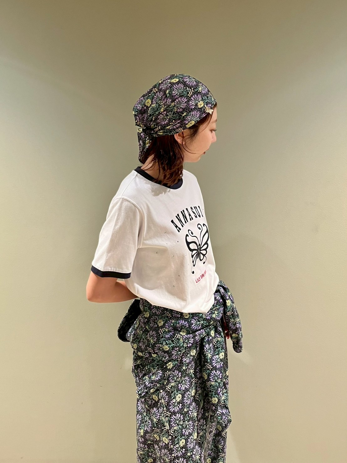LILY BROWN×ANNA SUI】バタフライリンガーストーンTシャツ(Tシャツ