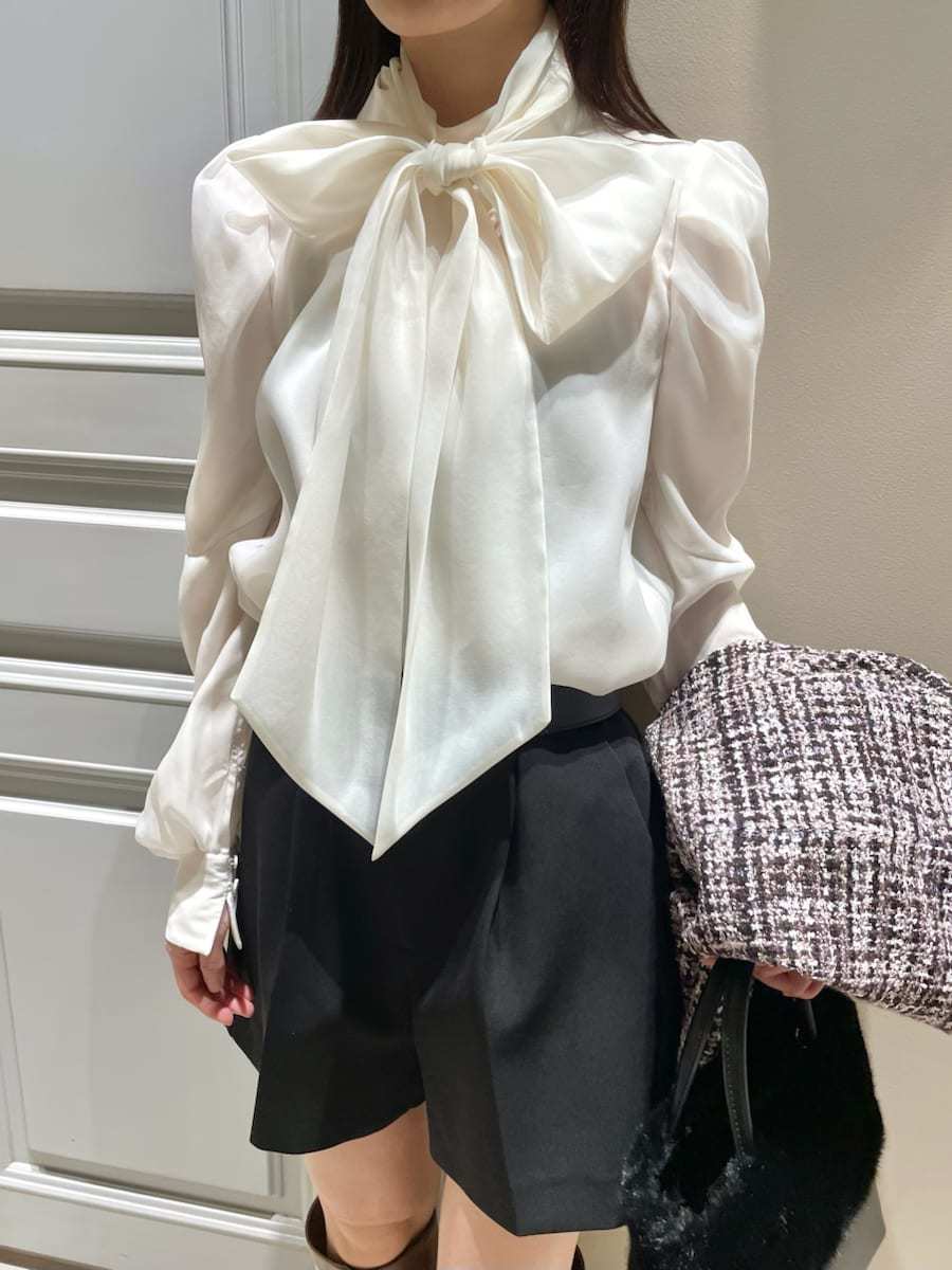 ボウタイブラウス(シャツ・ブラウス)|トップス|LILY BROWN(リリー ボウタイブラウス(シャツ・ブラウス)|トップス|LILY BROWN(リリー