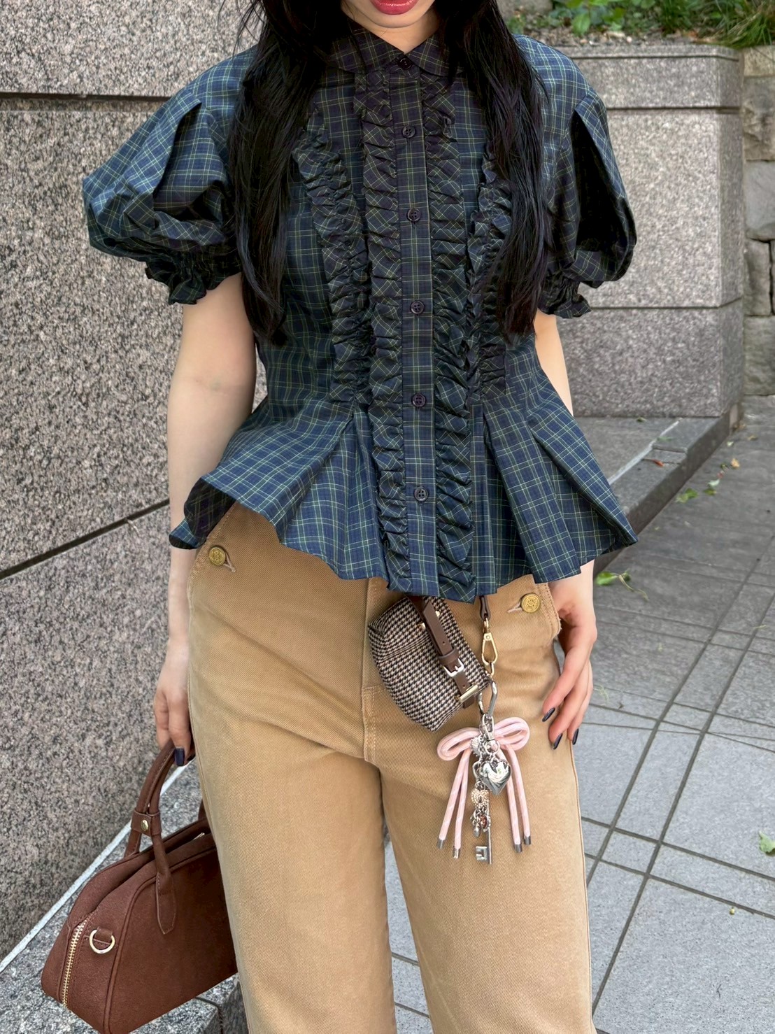 新品タグ付き❤︎LILY BROWNレースブラウス　ブラックFREE LILY BROWN Lily Brown レース刺繍ブラウス ブラック