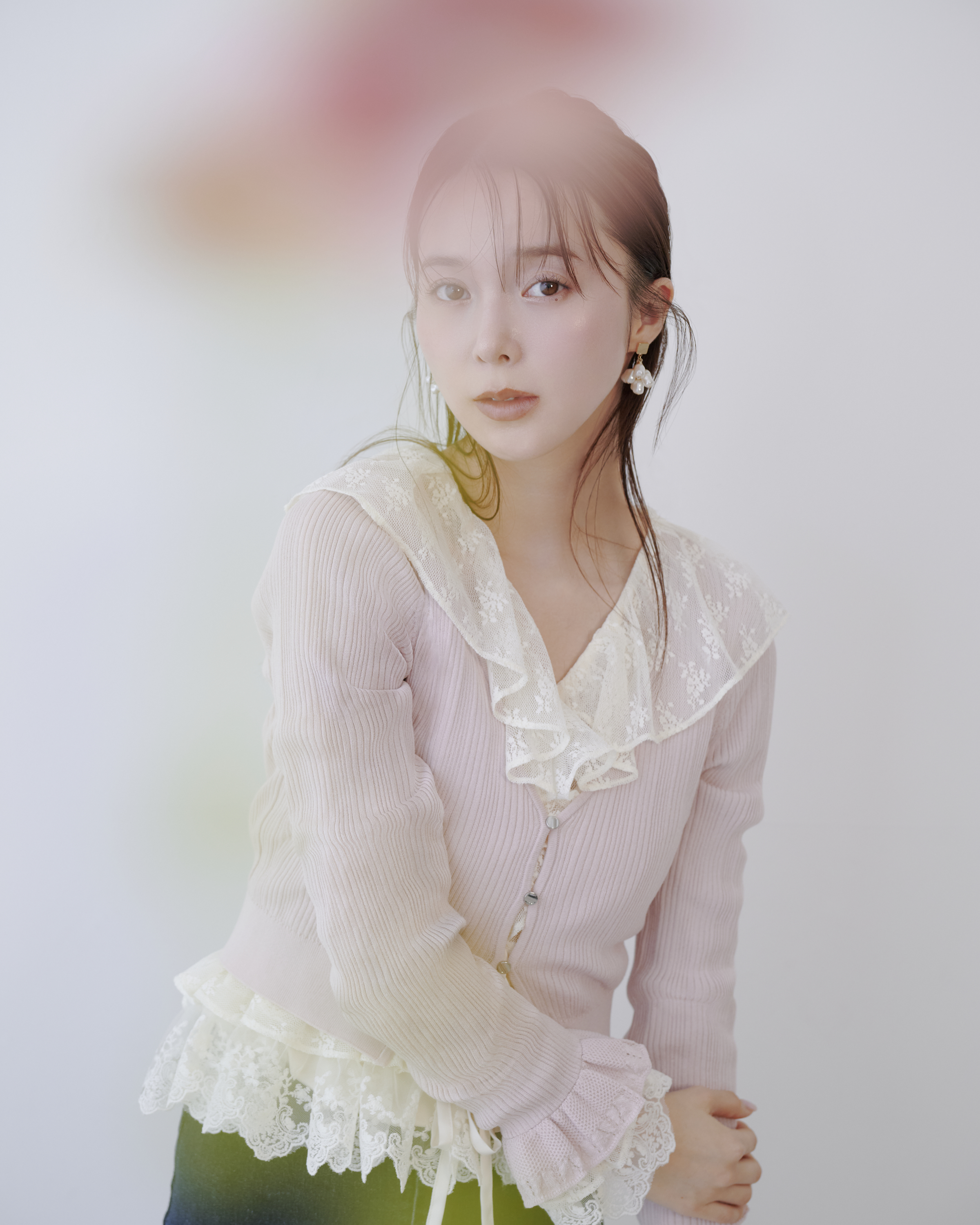 ラッフルレースリボントップス(シャツ・ブラウス)｜トップス｜LILY