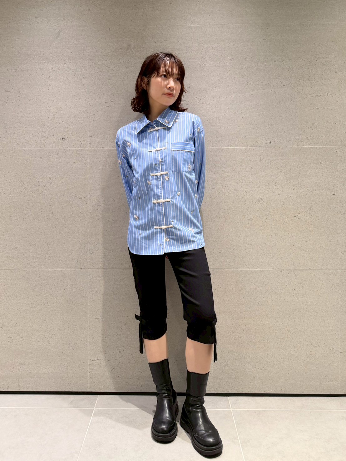 KEITA MARUYAMA TOKYO-PARIS 紺 刺繍入り アンサンブル Keita Maruyama Tokyo Fall 2016 Collection | Vogue