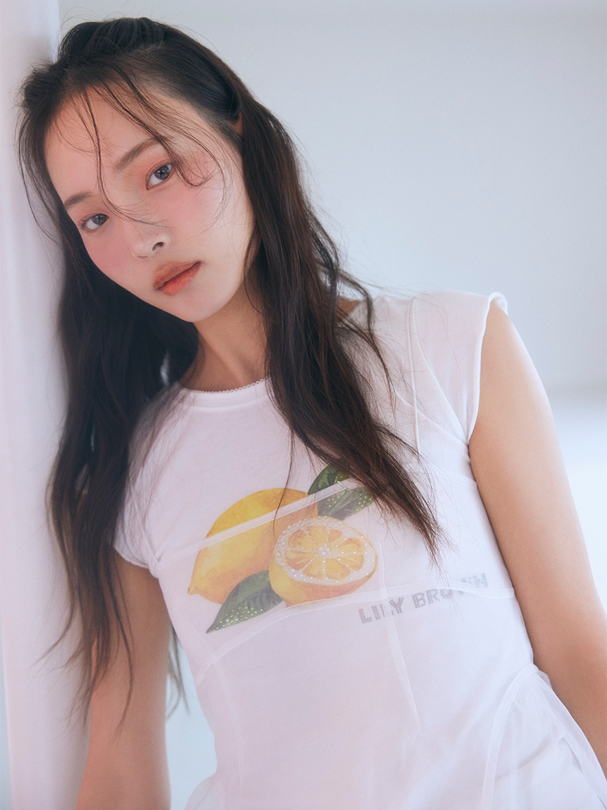 ★TV衣装★　Lily Brown 　サテンチュニックトップス LILY BROWN リリーブラウン Lily Brown 馬柄チュニックトップス