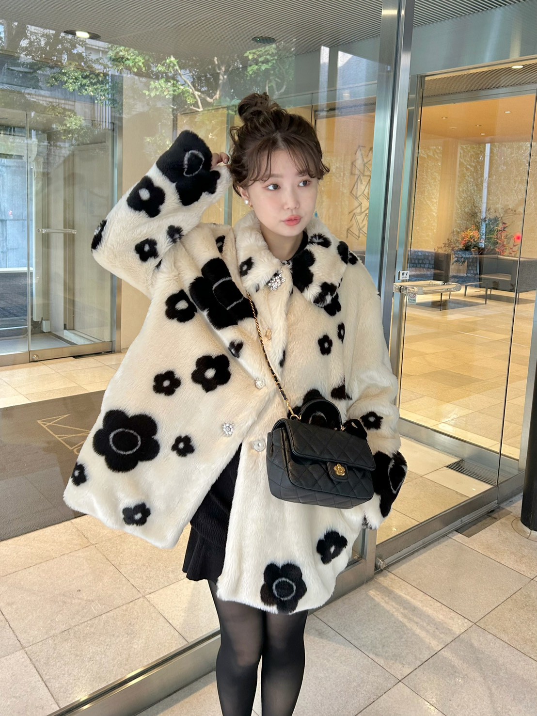 【LILY BROWN×MARY QUANT】デイジービジュー釦ファーコート LILY BROWN×MARY QUANT】デイジービジュー釦ファーコート