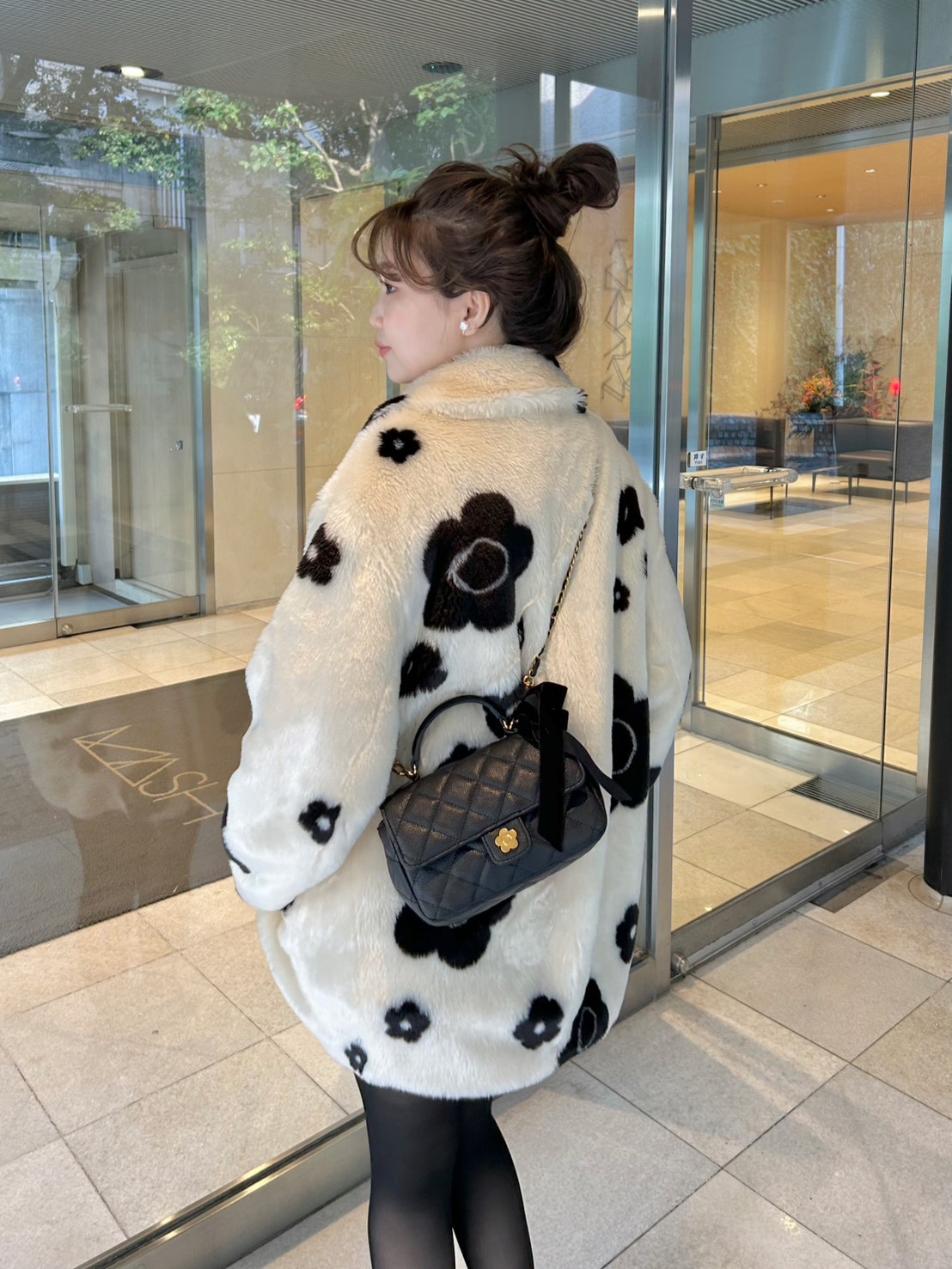 LILY BROWN×MARY QUANT】デイジービジュー釦ファーコート