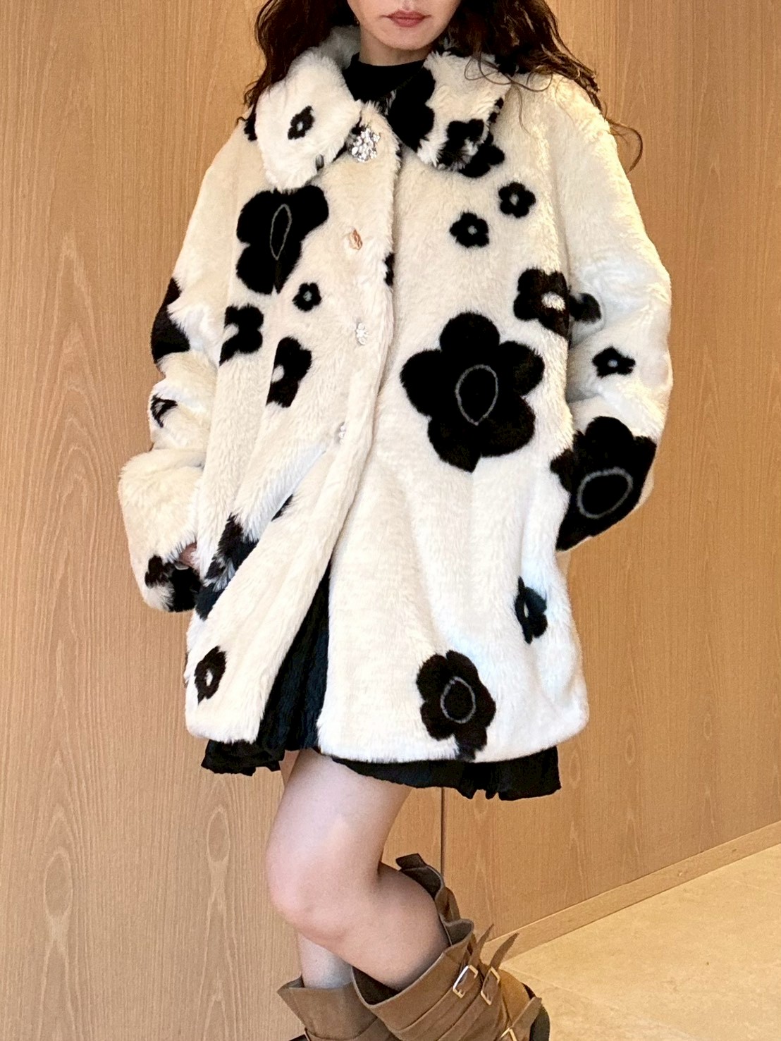 LILY BROWN×MARY QUANT】デイジービジュー釦ファーコート(ノーカラー