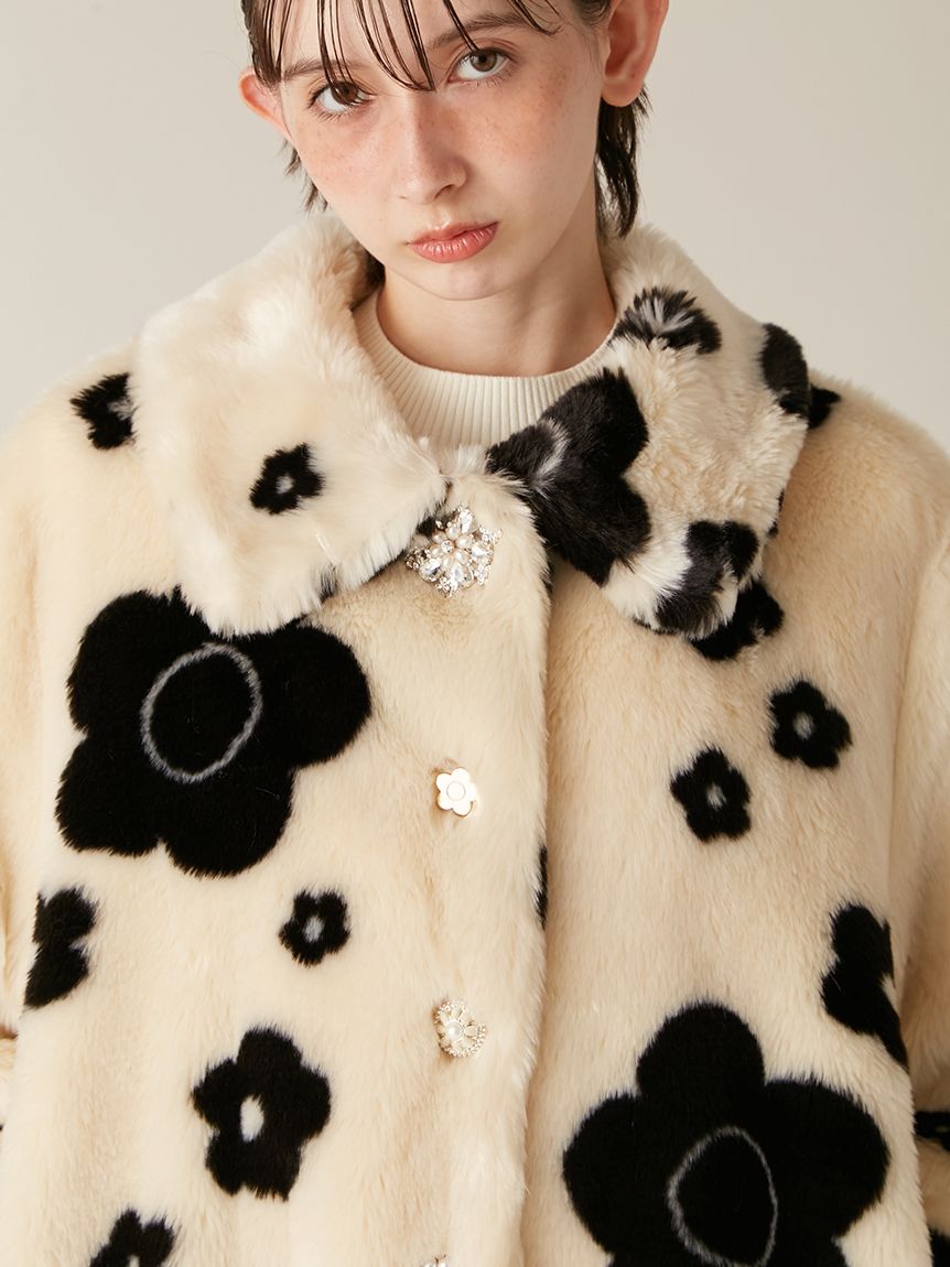 LILY BROWN×MARY QUANT】デイジービジュー釦ファーコート