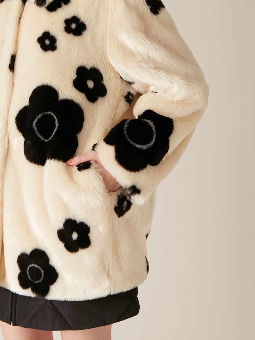 LILY BROWN×MARY QUANT】デイジービジュー釦ファーコート