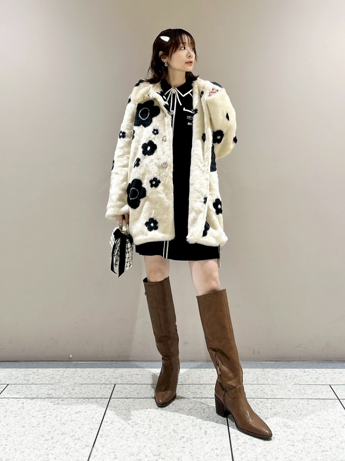 LILY BROWN×MARY QUANT】デイジービジュー釦ファーコート