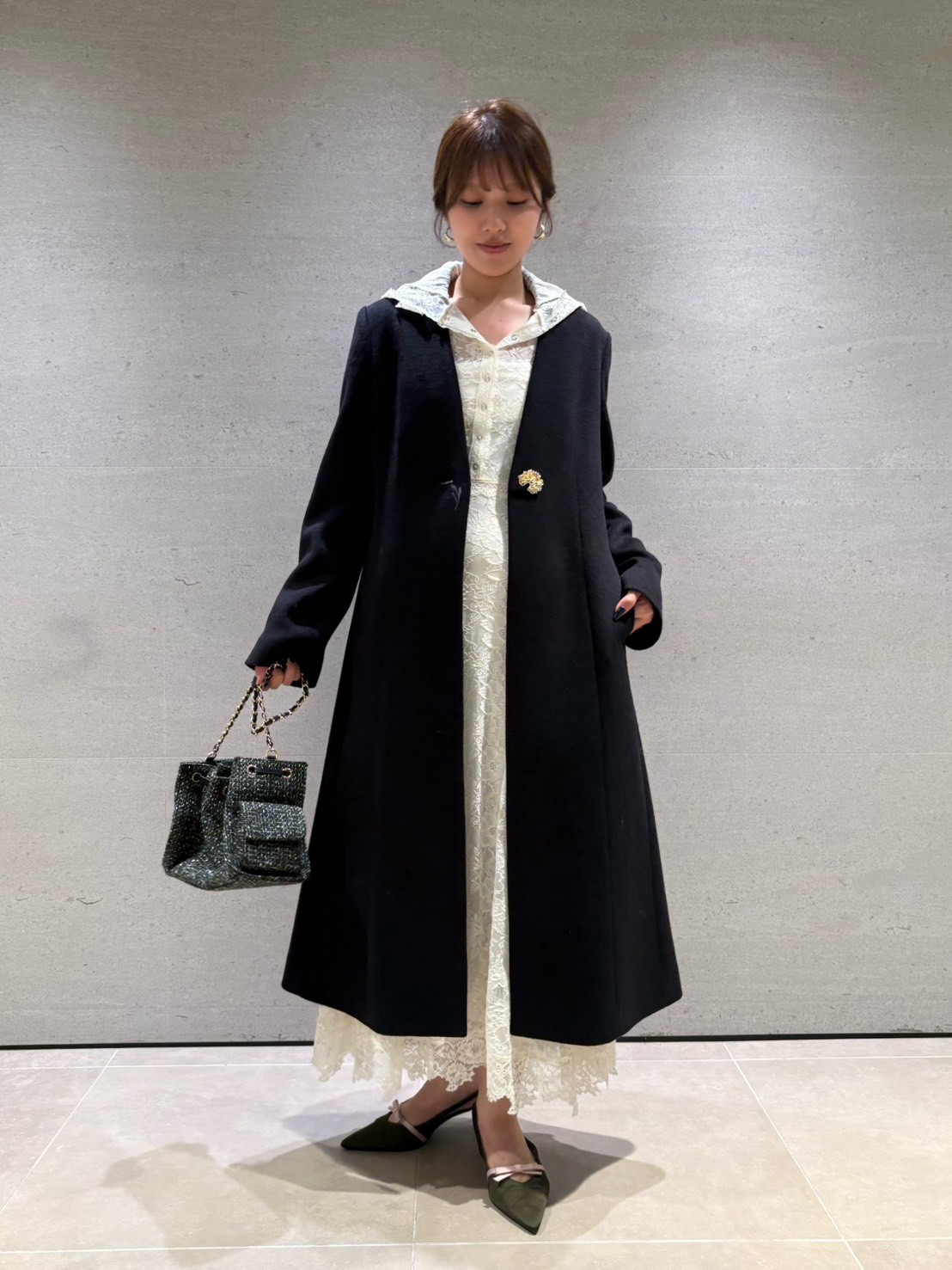 フラワーモチーフチェスターコート(チェスターコート)｜OUTER｜LILY
