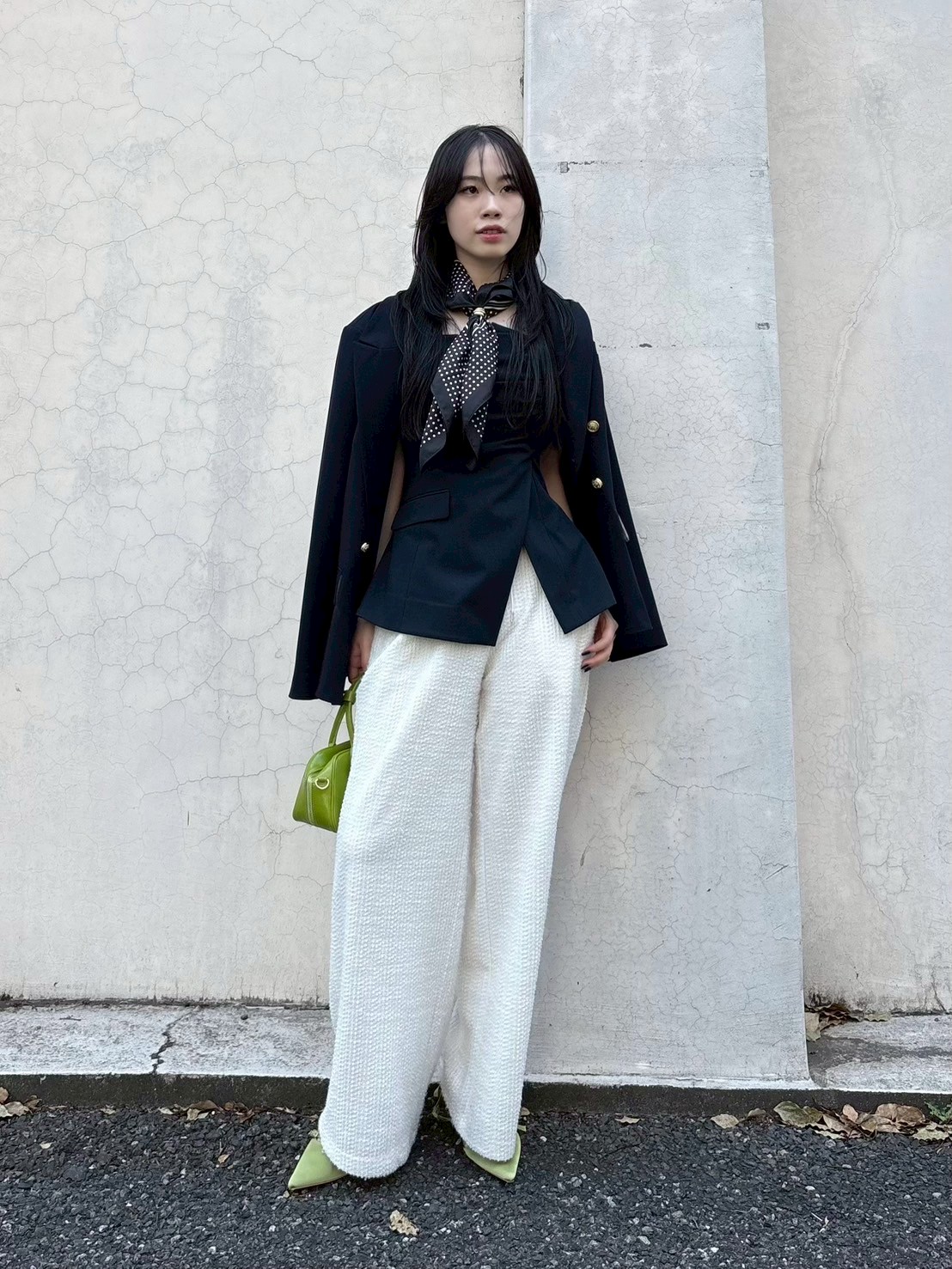 AT1748 リリーブラウン 25SS ダブルブレストジャケット 金ボタン 白 AT1748 リリーブラウン 25SS ダブルブレストジャケット 金ボタン