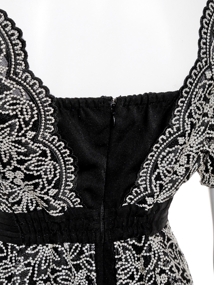 レイヤード刺繍チュールワンピース マキシ ロングワンピース ワンピース Lily Brown リリーブラウン の通販サイト 公式