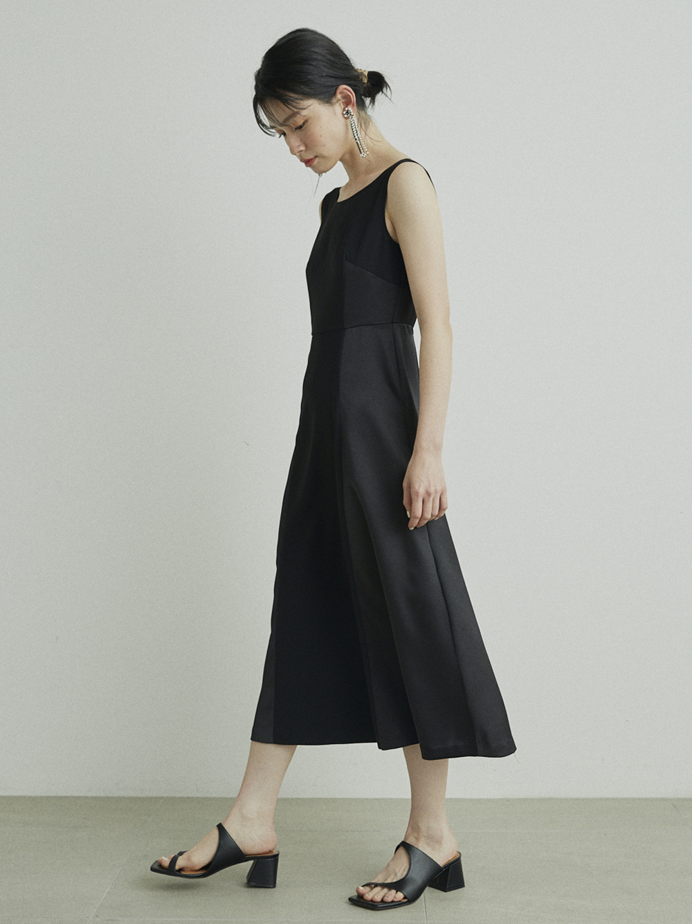 スイッチング2wayワンピース マキシ ロングワンピース ワンピース Lily Brown リリーブラウン の通販サイト 公式