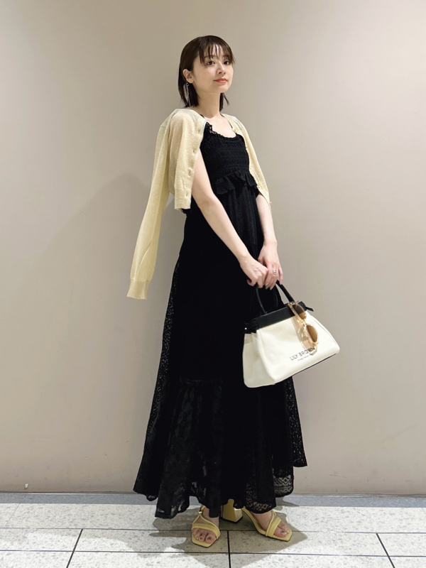 ヒマワリレースロングOP[品番：IGAW0002131]｜axes femme