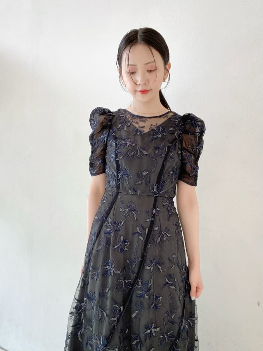 LILY BROWN（リリーブラウン）チュール刺繍ドレス（ラベンダー/1