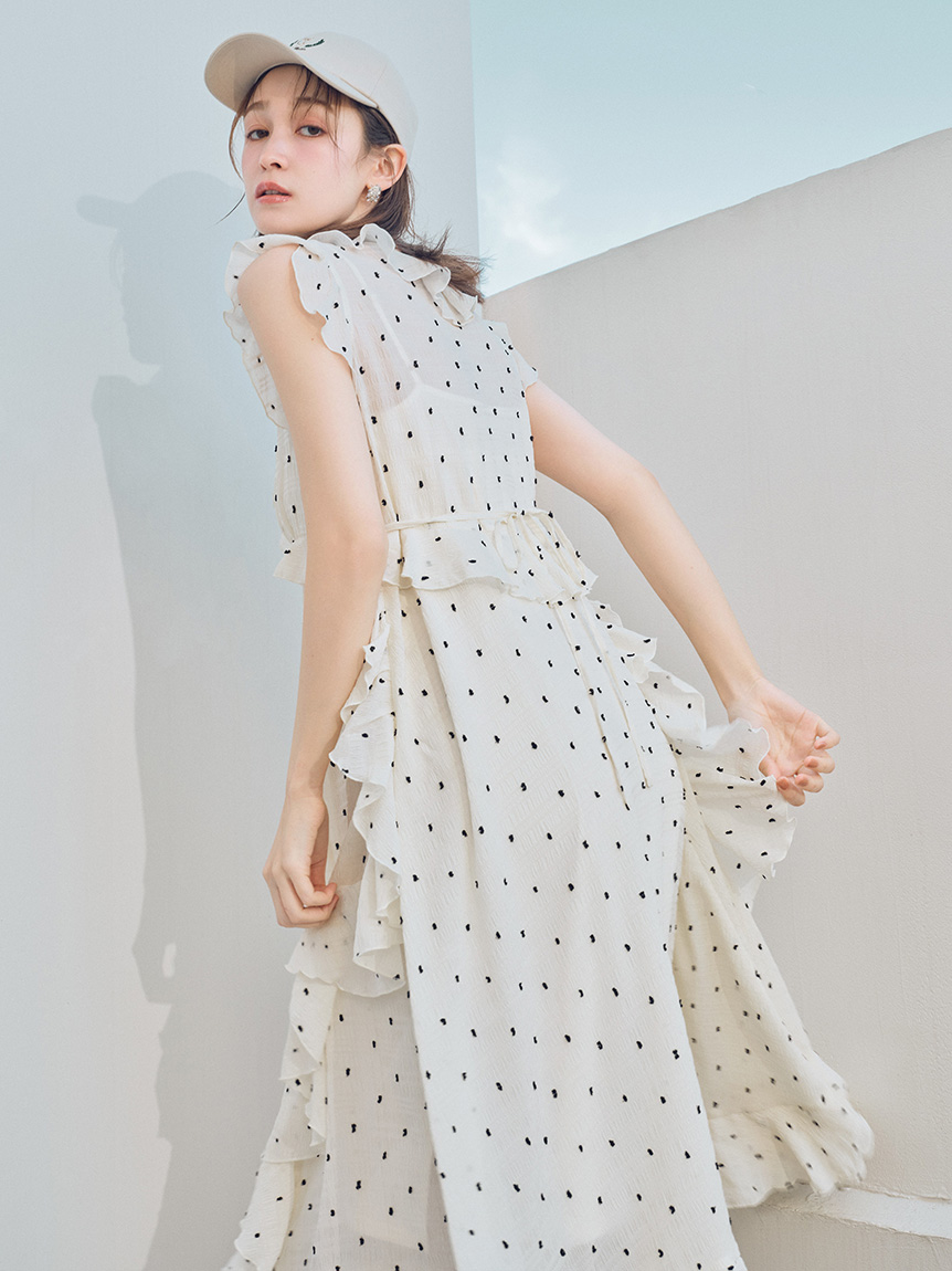 お値下げ！LilyBrown♡アンゴラフレアワンピース(white) ラッフルフリルフレアワンピース(マキシ・ロングワンピース
