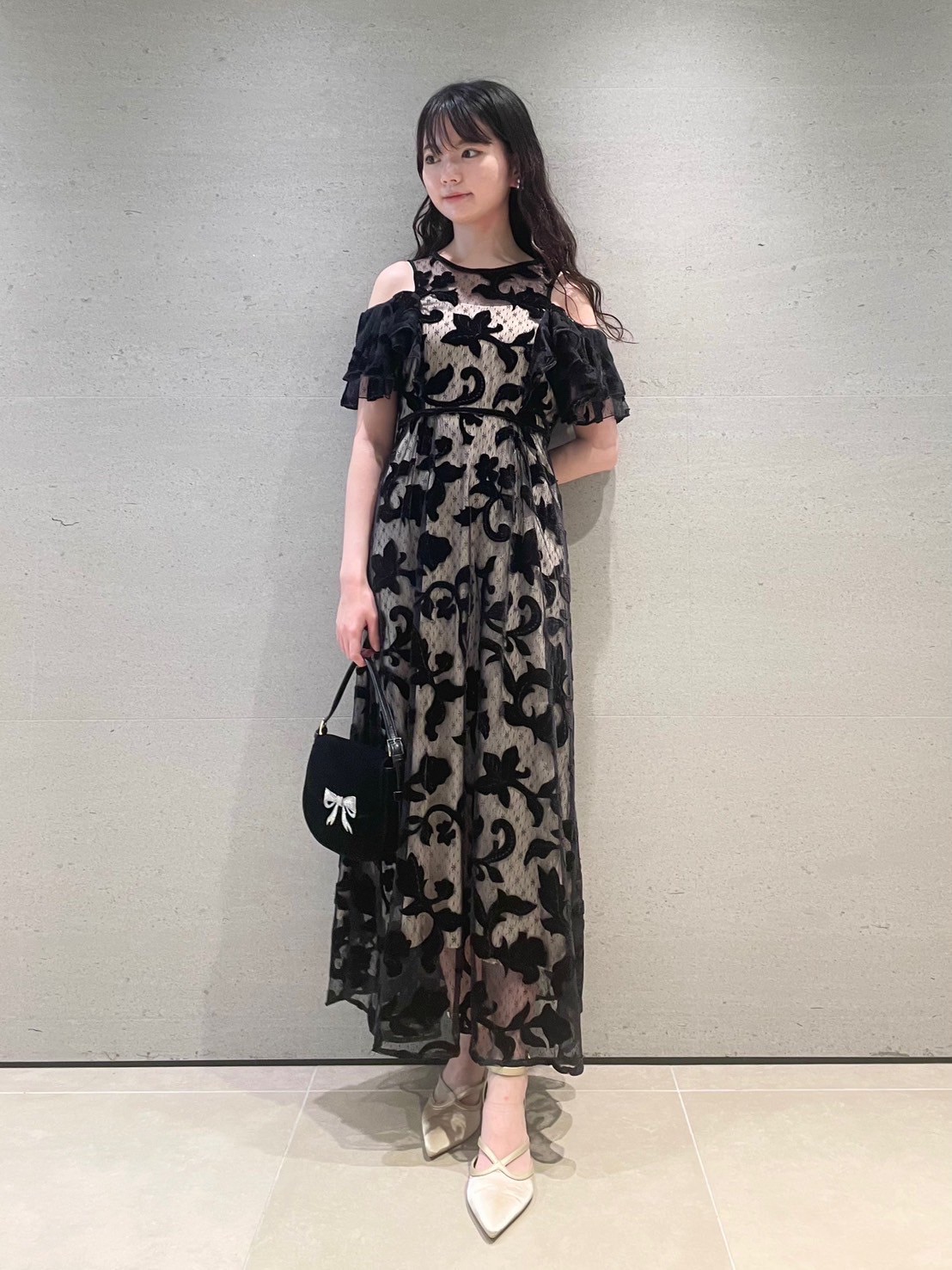 オーナメント2wayベロアドレス(マキシ・ロングワンピース)｜ワンピース