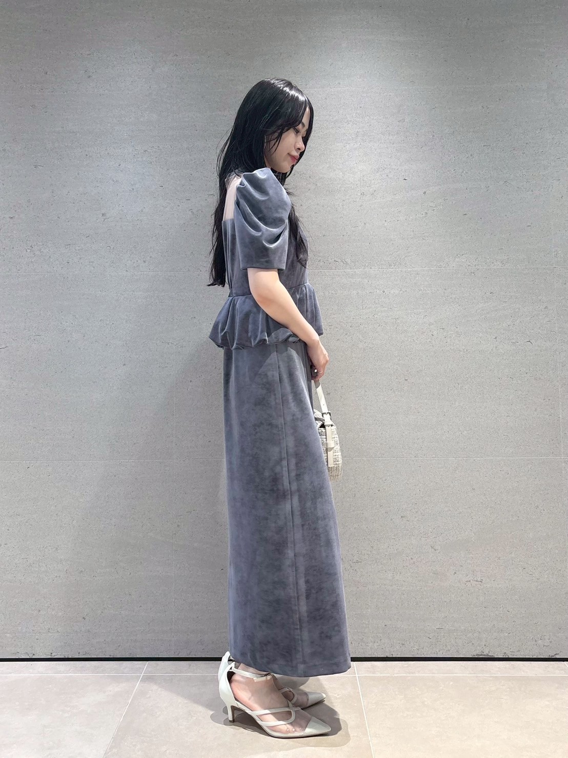 【最終値下げ】lilybrown ペプラムベロアドレス BLK Sサイズ LILY BROWN（リリーブラウン） ドレス ペプラムベロアドレス