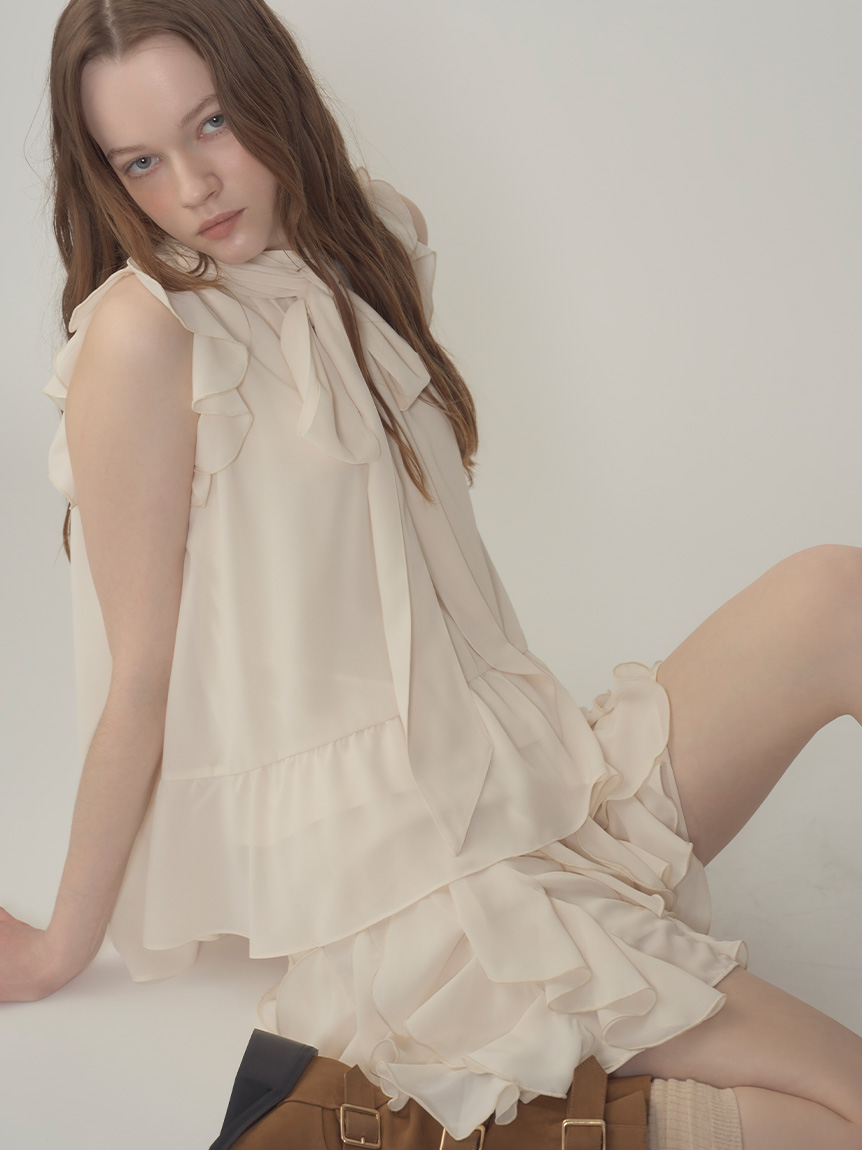 LILY BROWN フロントフリルミニドレス アイボリー　0サイズ LILY BROWN（リリーブラウン）の「フロントフリルミニドレス