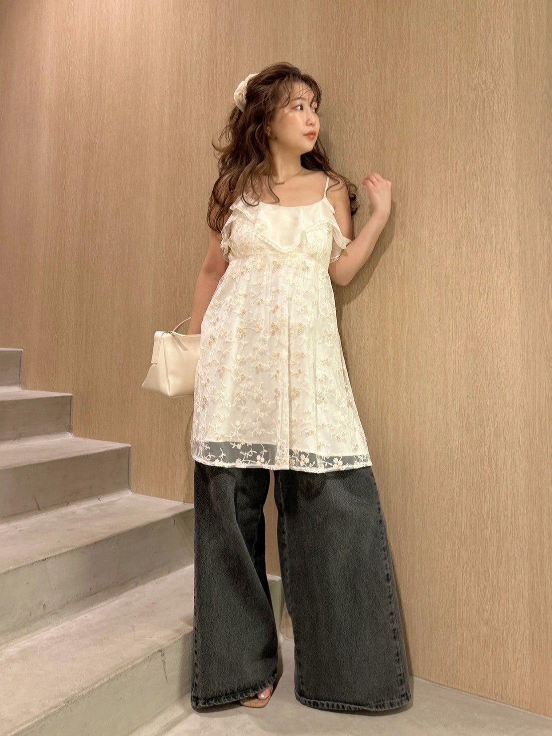 L.B CANDY STOCK]フラワービジューレースミニワンピース(ミニ