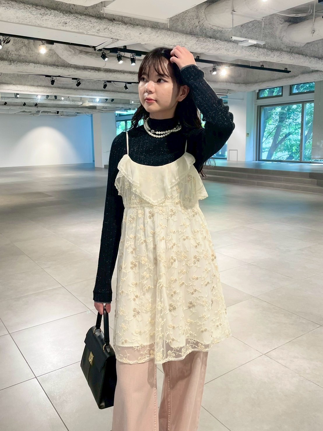 L.B CANDY STOCK]フラワービジューレースミニワンピース(ミニ