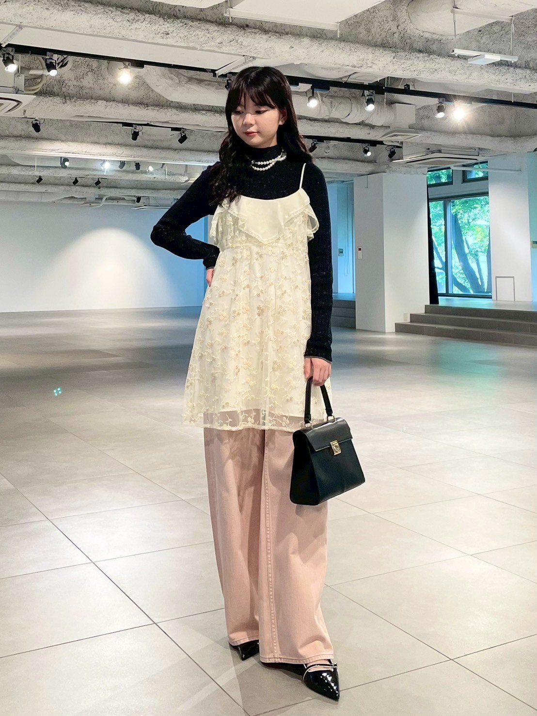 L.B CANDY STOCK]フラワービジューレースミニワンピース(ミニ