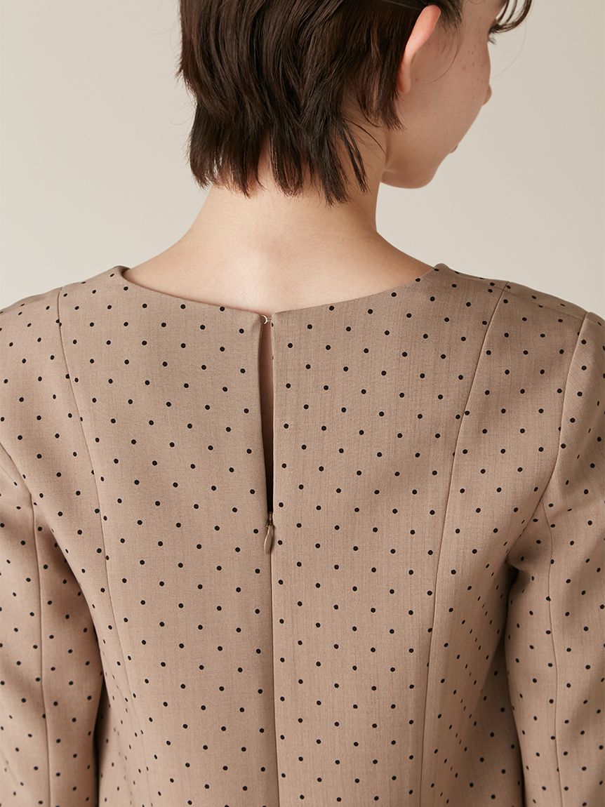 ラッフルカラー付きミニワンピース(Hearts2Hearts着用)(ミニワンピース